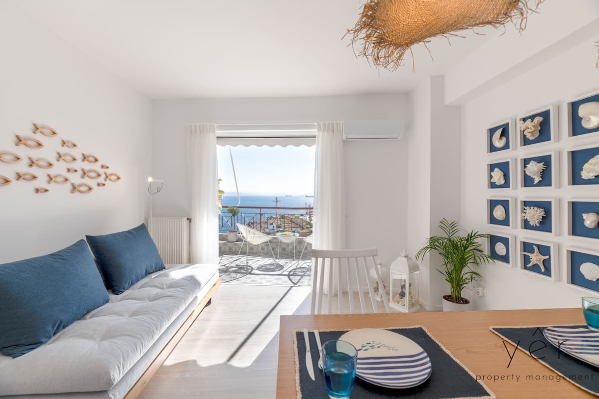 201 // Shell-Charm w/Sea View & Parking