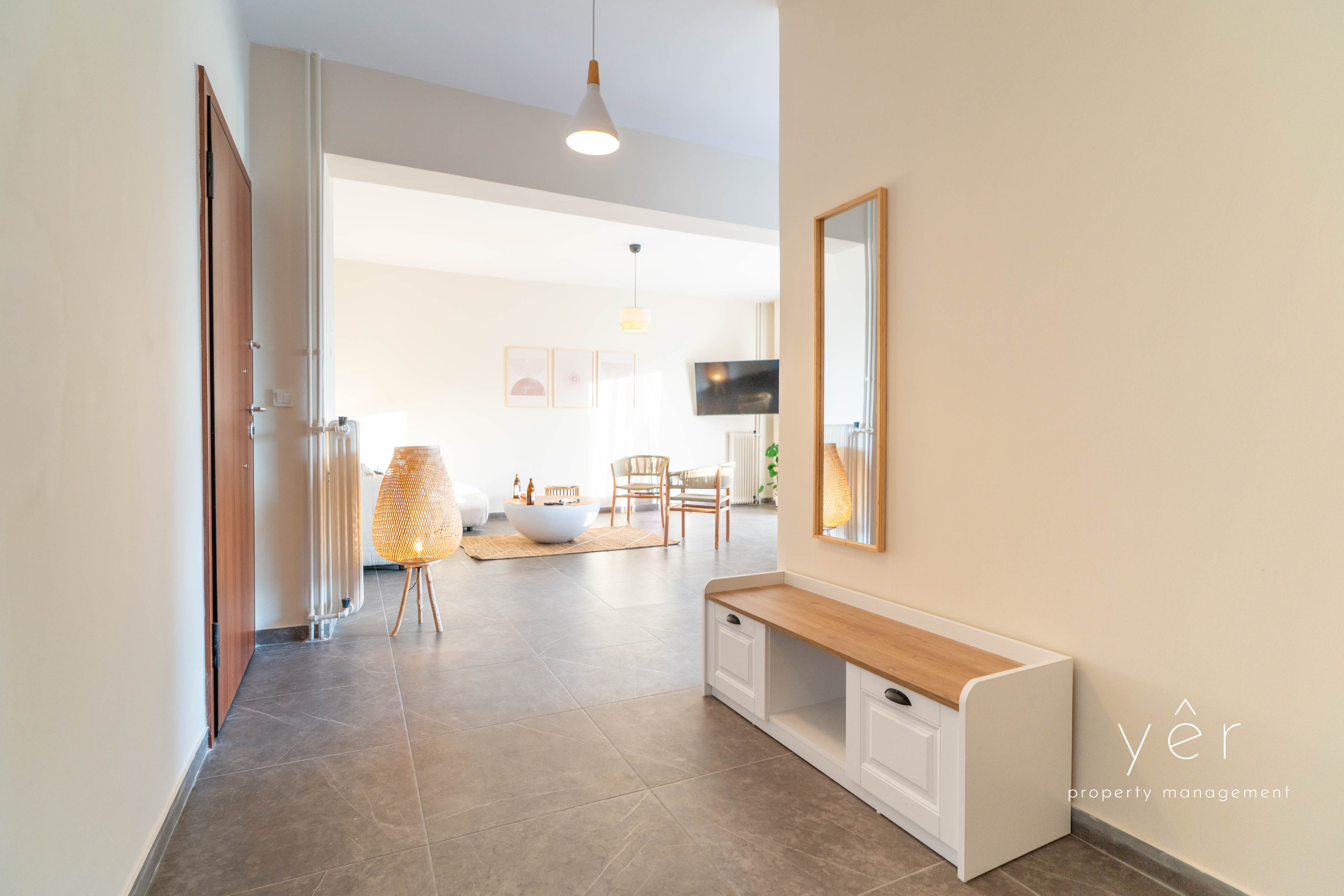117 // Comfortable Large Space w/ Baby Crib & Park View